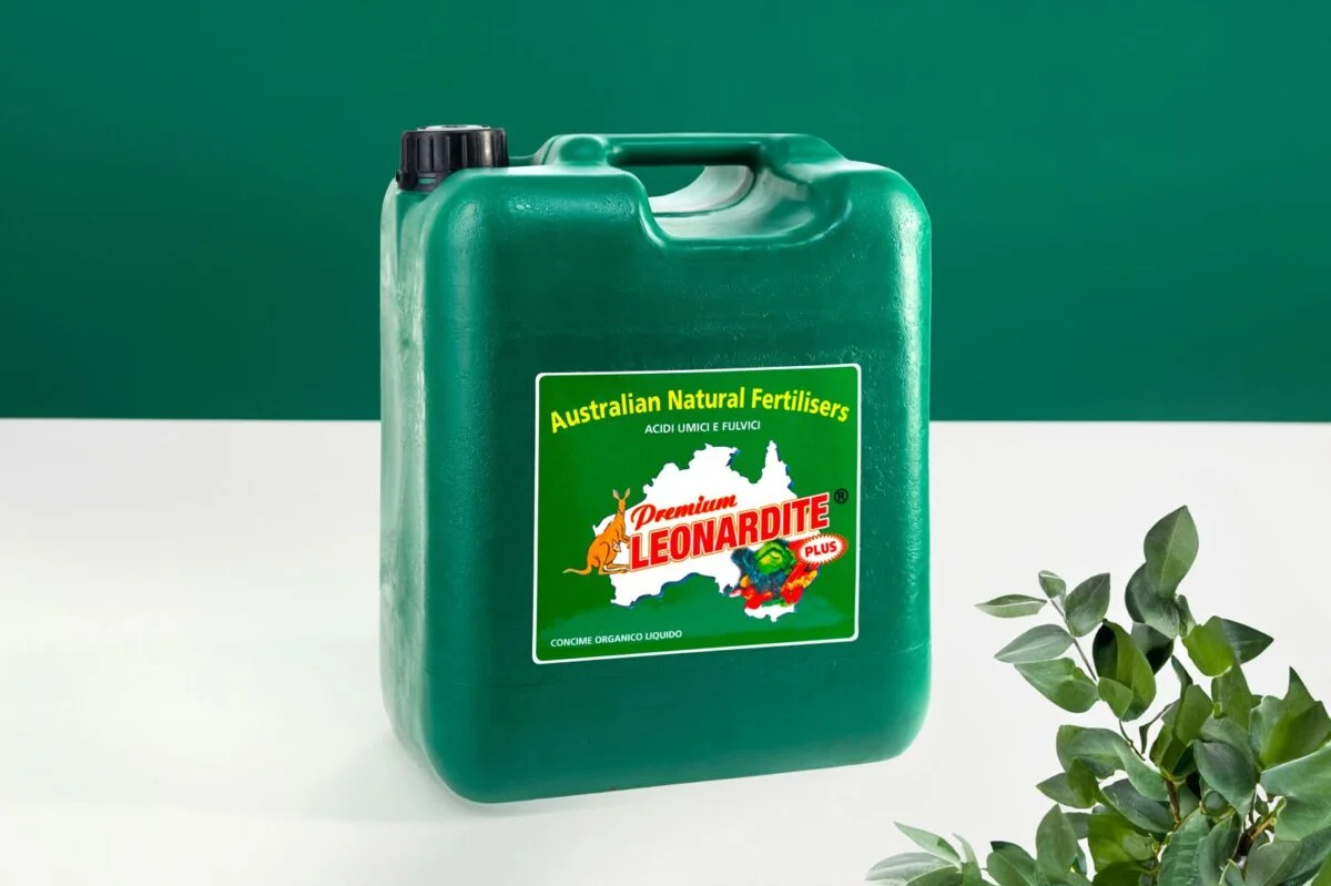 Leonardite Premium Plus - Concime liquido naturale con acidi umici e fulvici